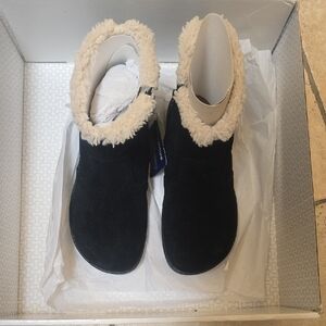 Birkenstock Kids Black Boots with Cream Lining